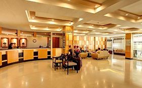 Grand Astoria Hotel